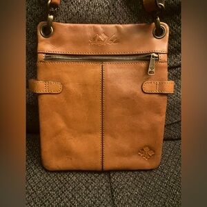 Patricia Nash Francesca Organizer Sling Burnished Tooled multi pocket crossbody